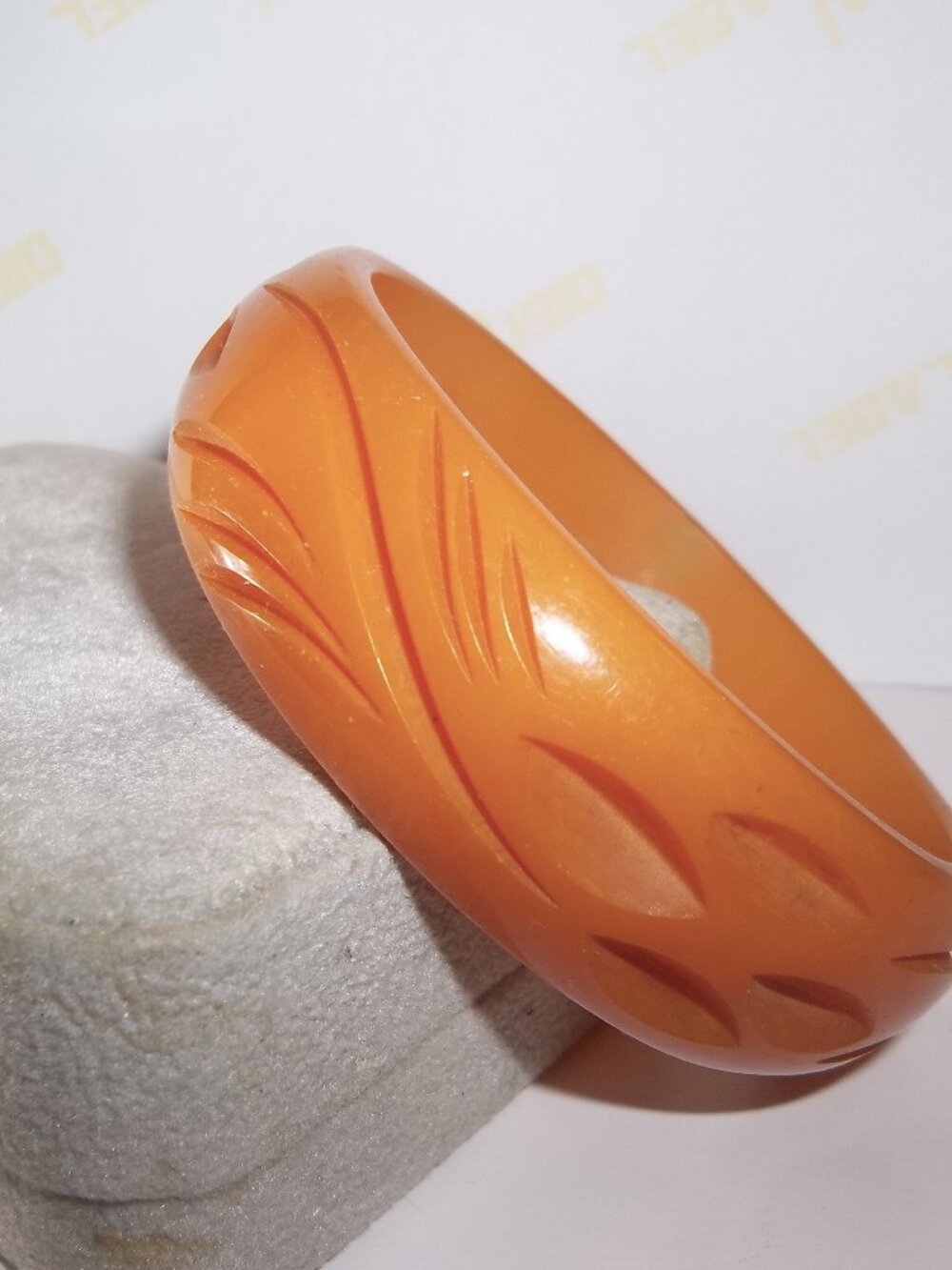 Vintage 40's Bakelite Carved Butterscotch Bangle Bracelet -3/4"w EUC